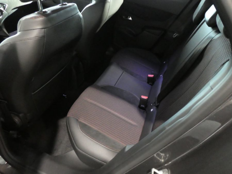 Photo 7 de l'offre de DS DS3 CROSSBACK 1.2 PureTech 155 EAT8 PERFORMANCE LINE GPS Matrix LED à 19450€ chez Mérignac auto