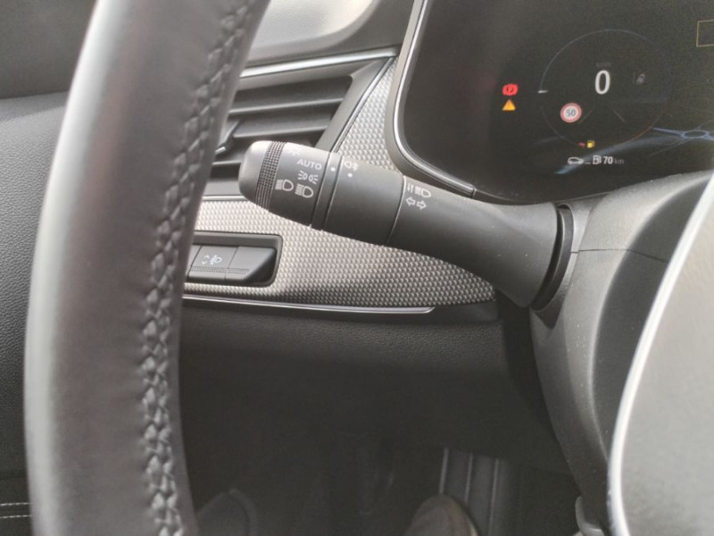 Photo 23 de l'offre de RENAULT ARKANA 1.6 E-TECH 145 BVA HYBRIDE TECHNO GPS 9.3" Camera JA18 à 25950€ chez Mérignac auto