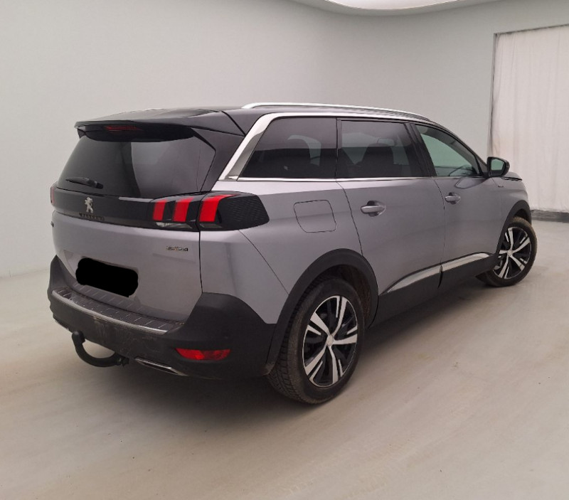 Photo 3 de l'offre de PEUGEOT 5008 II 1.5 BlueHDi 130 EAT8 GT LINE Full CUIR TOE Hayon EL. 360° Hifi 7PL à 26470€ chez Mérignac auto