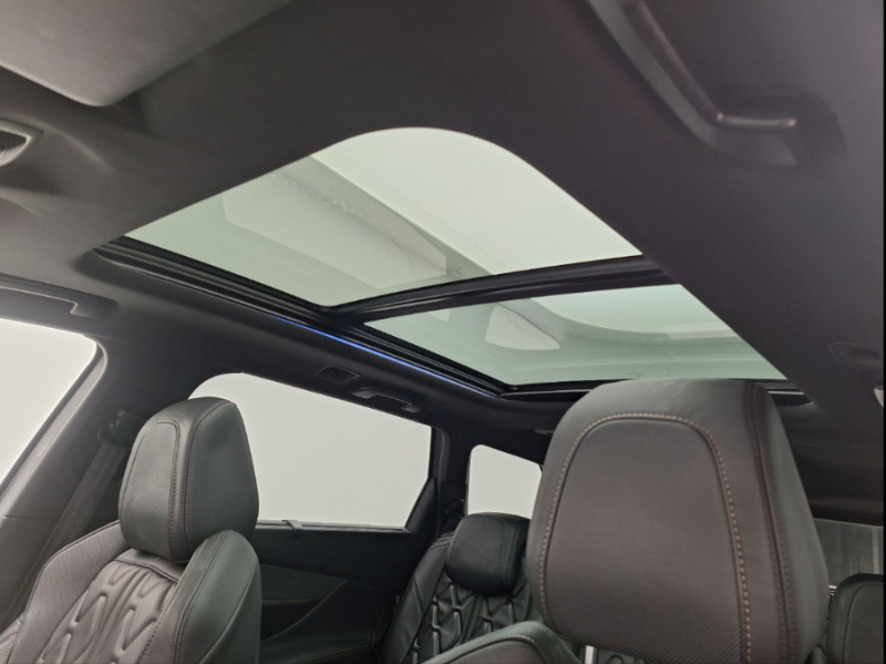 Photo 6 de l'offre de PEUGEOT 5008 II 1.5 BlueHDi 130 EAT8 GT LINE Full CUIR TOE Hayon EL. 360° Hifi 7PL à 26470€ chez Mérignac auto