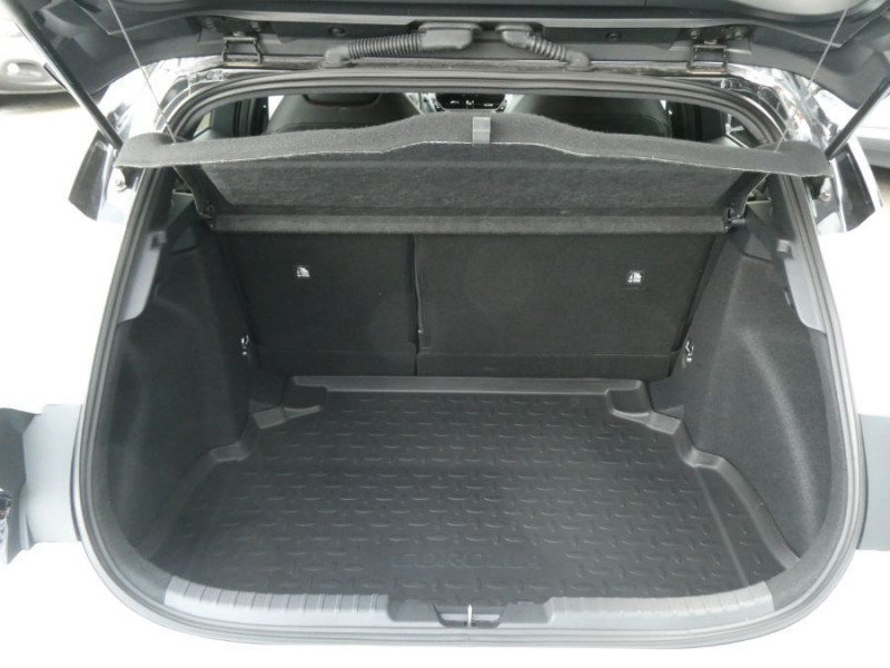 Photo 18 de l'offre de TOYOTA COROLLA (2) XII 1.8 HYBRIDE 140H GR SPORT JA18 1ère Main à 26950€ chez Mérignac auto