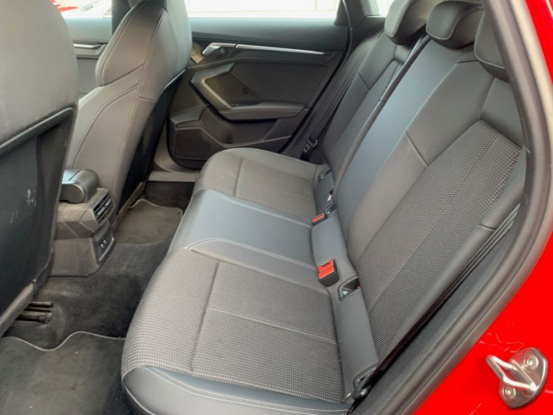 Photo 9 de l'offre de AUDI A3 SPORTBACK IV 35 2.0 TDI 150cv BVA7 S-LINE JA18 GPS LED Camera à 26450€ chez Mérignac auto