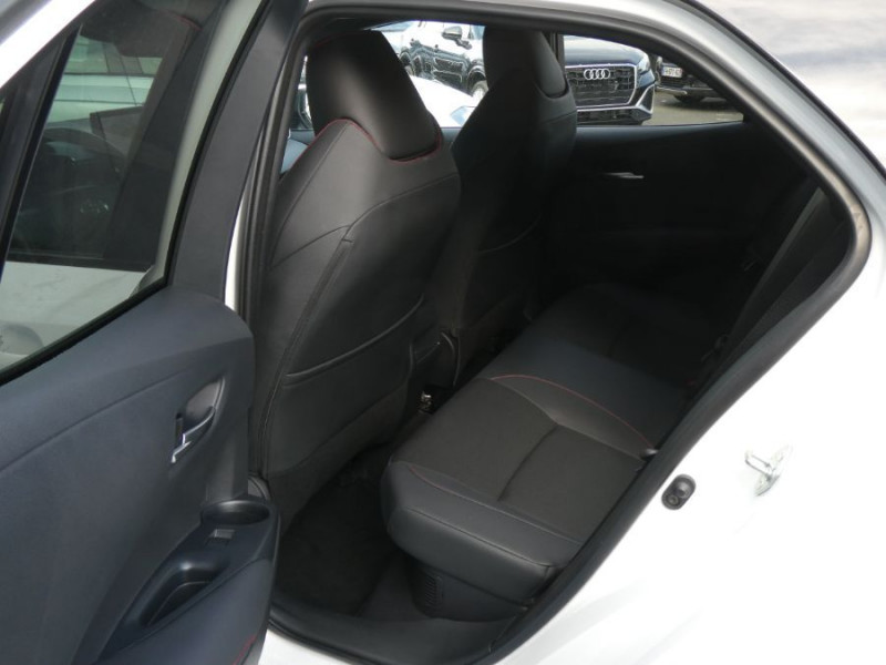 Photo 17 de l'offre de TOYOTA COROLLA (2) XII 1.8 HYBRIDE 140H GR SPORT JA18 1ère Main à 26950€ chez Mérignac auto