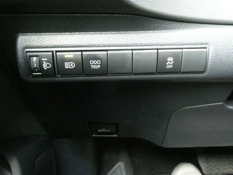 Photo 21 de l'offre de TOYOTA COROLLA (2) XII 1.8 HYBRIDE 140H GR SPORT JA18 1ère Main à 26950€ chez Mérignac auto