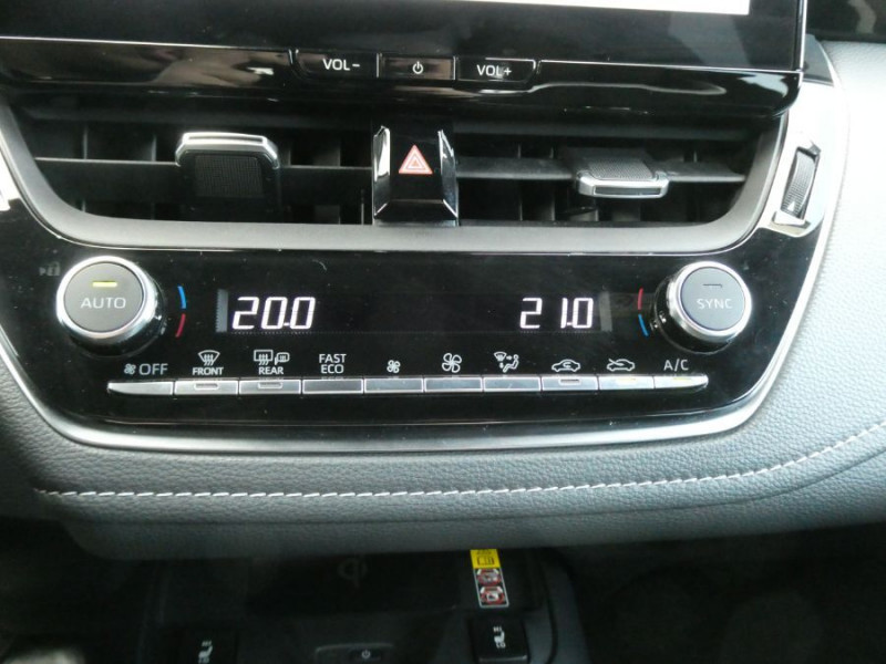 Photo 27 de l'offre de TOYOTA COROLLA (2) XII 1.8 HYBRIDE 140H GR SPORT JA18 1ère Main à 26950€ chez Mérignac auto