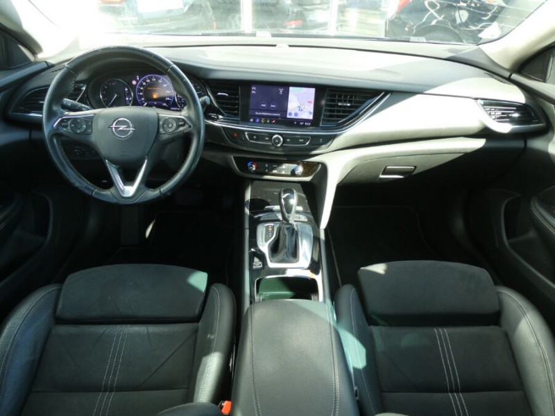 Photo 14 de l'offre de OPEL INSIGNIA GRAND SPORT 1.6 CDTI 136 BVA6 ELITE Camera JA18 Suivi à 12490€ chez Mérignac auto