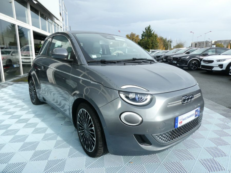 Photo 2 Fiat 500 III E 118 42KWH LA PRIMA Toit Pano Camera ELECTRIQUE GRIS MINÉRAL en vente chez Mérignac auto Photo 2 de l'offre de FIAT 500 III E 118 42KWH LA PRIMA Toit Pano Camera à 18450€ chez Mérignac auto