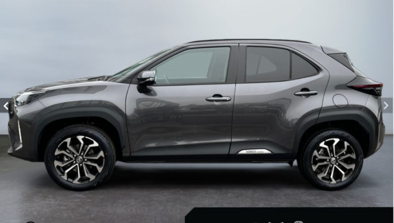Photo 6 de l'offre de TOYOTA YARIS CROSS 1.5 HYBRIDE 116H BVA DESIGN SC JA17 Camera Key Less ACC à 27490€ chez Mérignac auto