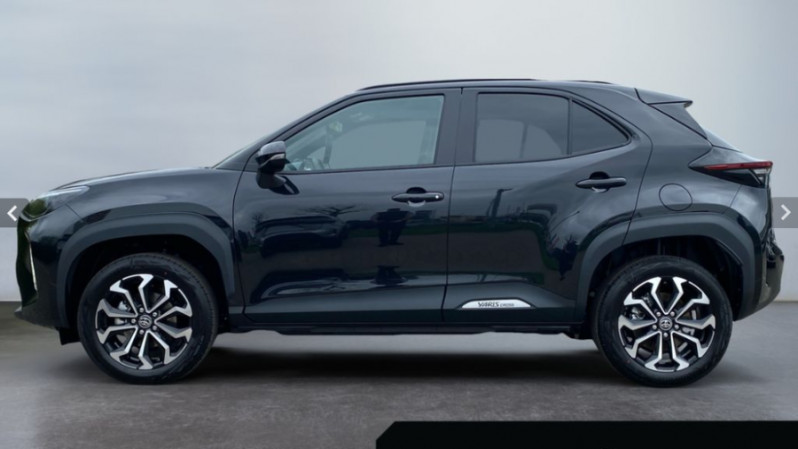 Photo 6 de l'offre de TOYOTA YARIS CROSS 1.5 HYBRIDE 116H BVA DESIGN SC JA17 Camera Key Less ACC à 27490€ chez Mérignac auto