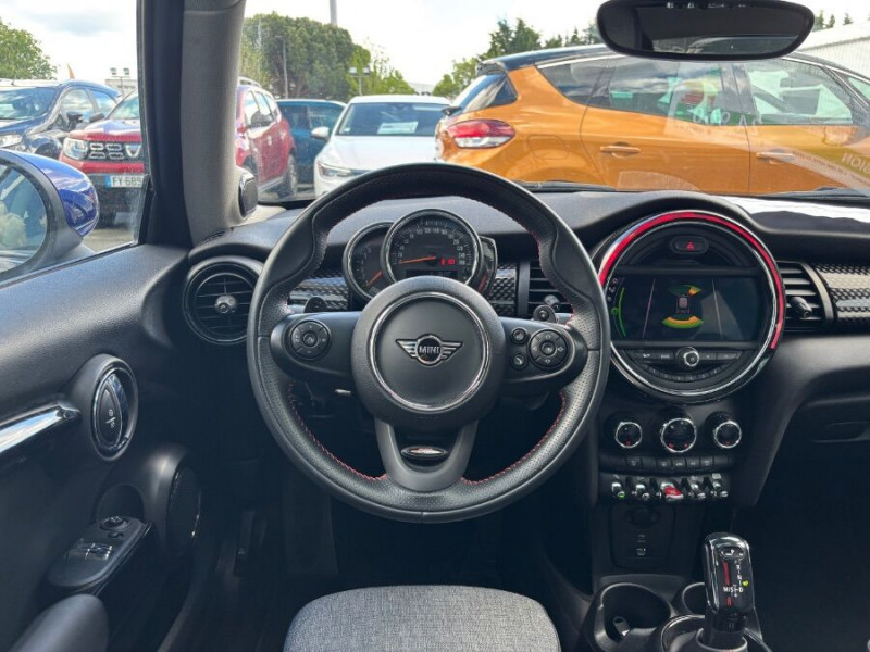 Photo 4 de l'offre de MINI MINI III 2.0 COOPER S 192 BVA7 TOE HIFI JA17 à 24950€ chez Mérignac auto