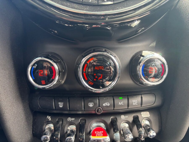 Photo 21 de l'offre de MINI MINI III 2.0 COOPER S 192 BVA7 TOE HIFI JA17 à 24950€ chez Mérignac auto
