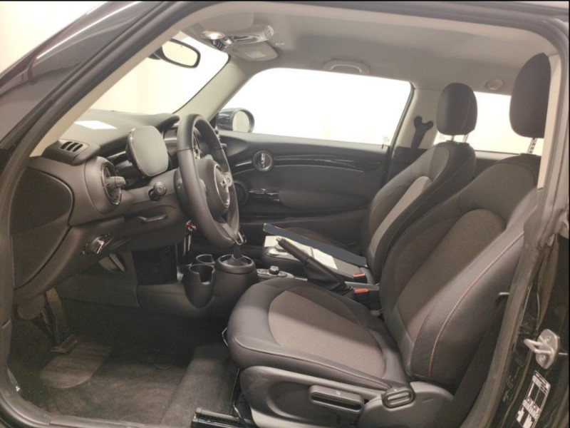 Photo 5 de l'offre de MINI MINI III (F56) NEW 1.5i 136 BVA7 COOPER GPS LED CarPlay à 23450€ chez Mérignac auto