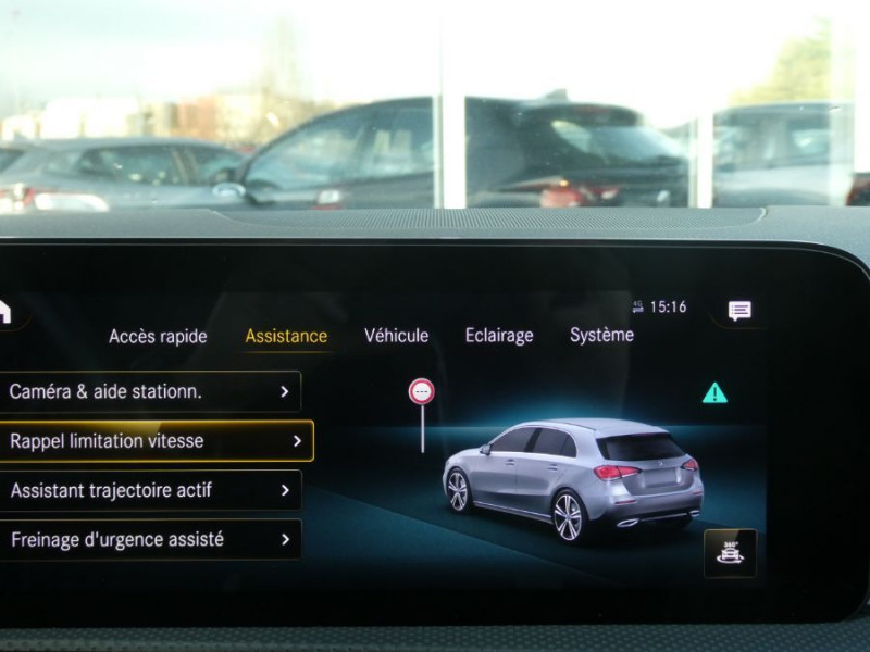 Photo 25 de l'offre de MERCEDES-BENZ CLASSE A IV 200D 150 8G-DCT 4MATIC AMG LINE Pack Premium Plus TOE à 33890€ chez Mérignac auto