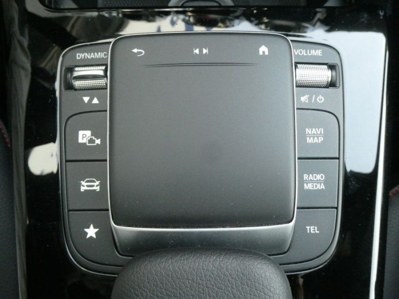 Photo 34 de l'offre de MERCEDES-BENZ CLASSE A IV 200D 150 8G-DCT 4MATIC AMG LINE Pack Premium Plus TOE à 33890€ chez Mérignac auto