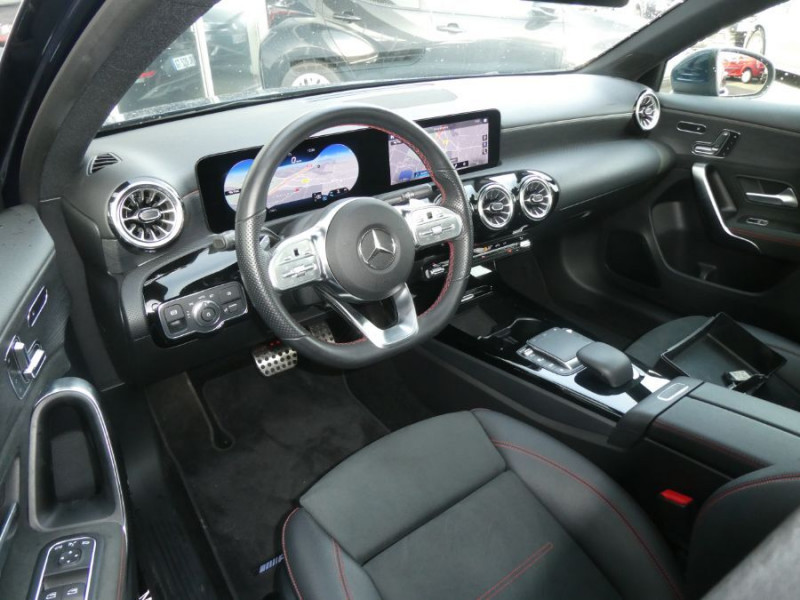Photo 5 de l'offre de MERCEDES-BENZ CLASSE A IV 200D 150 8G-DCT 4MATIC AMG LINE Pack Premium Plus TOE à 33890€ chez Mérignac auto