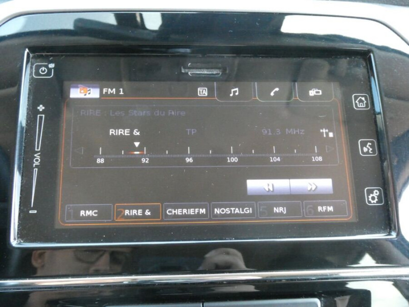 Photo 18 de l'offre de SUZUKI VITARA 1.4 BOOSTERJET 129 BVM6 HYBRID PRIVILEGE Caméra à 14950€ chez Mérignac auto