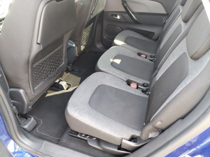 Photo 9 de l'offre de CITROEN C4 SPACETOURER 1.5 BlueHdi 130 BVM6 FEEL GPS Camera Attel. à 13950€ chez Mérignac auto