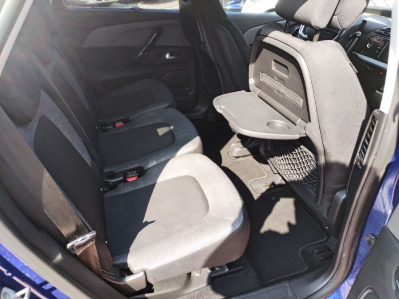 Photo 8 de l'offre de CITROEN C4 SPACETOURER 1.5 BlueHdi 130 BVM6 FEEL GPS Camera Attel. à 13950€ chez Mérignac auto