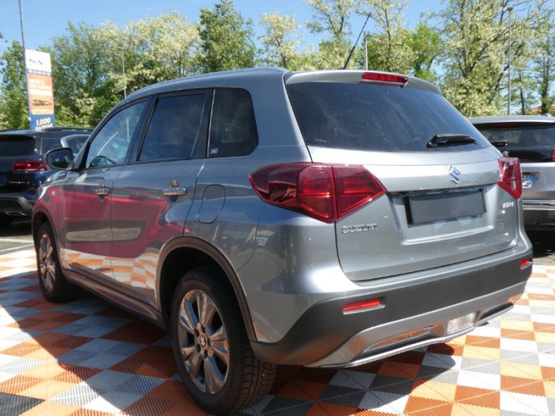Photo 10 de l'offre de SUZUKI VITARA 1.4 BOOSTERJET 129 BVM6 HYBRID PRIVILEGE Caméra à 14950€ chez Mérignac auto