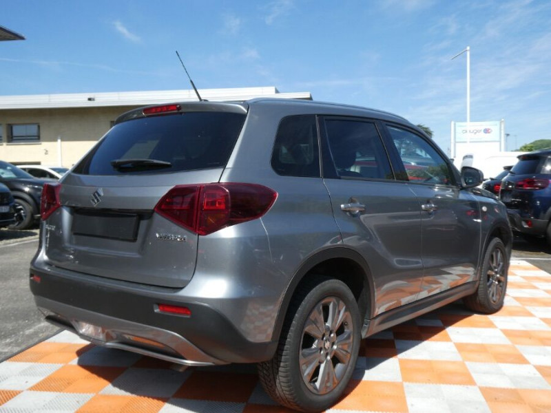 Photo 3 de l'offre de SUZUKI VITARA 1.4 BOOSTERJET 129 BVM6 HYBRID PRIVILEGE Caméra à 14950€ chez Mérignac auto