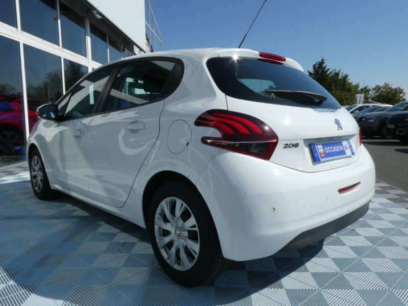 Photo 3 de l'offre de PEUGEOT 208 1.2 PureTech 82 ACTIVE BUSINESS GPS Radar à 10970€ chez Mérignac auto