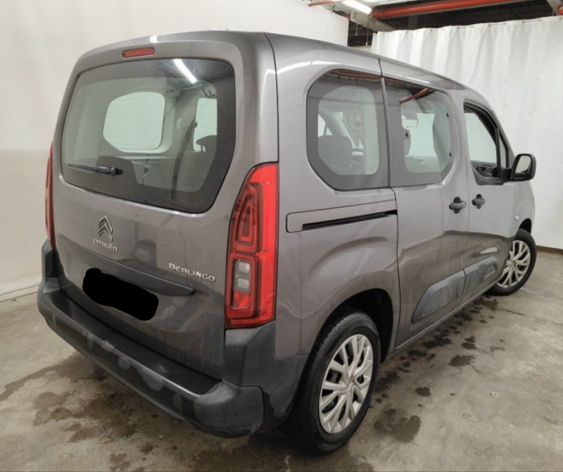 Photo 3 de l'offre de CITROEN BERLINGO 1.2 PureTech 110 BVM6 LIVE Bluetooth à 15750€ chez Mérignac auto