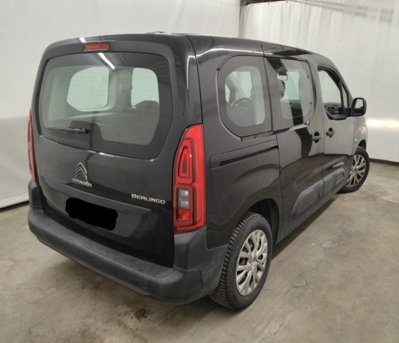 Photo 8 de l'offre de CITROEN BERLINGO 1.2 PureTech 110 BVM6 LIVE Bluetooth à 15750€ chez Mérignac auto