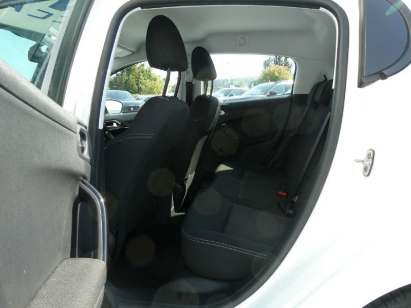 Photo 16 de l'offre de PEUGEOT 208 1.2 PureTech 82 ACTIVE BUSINESS GPS Radar à 10970€ chez Mérignac auto