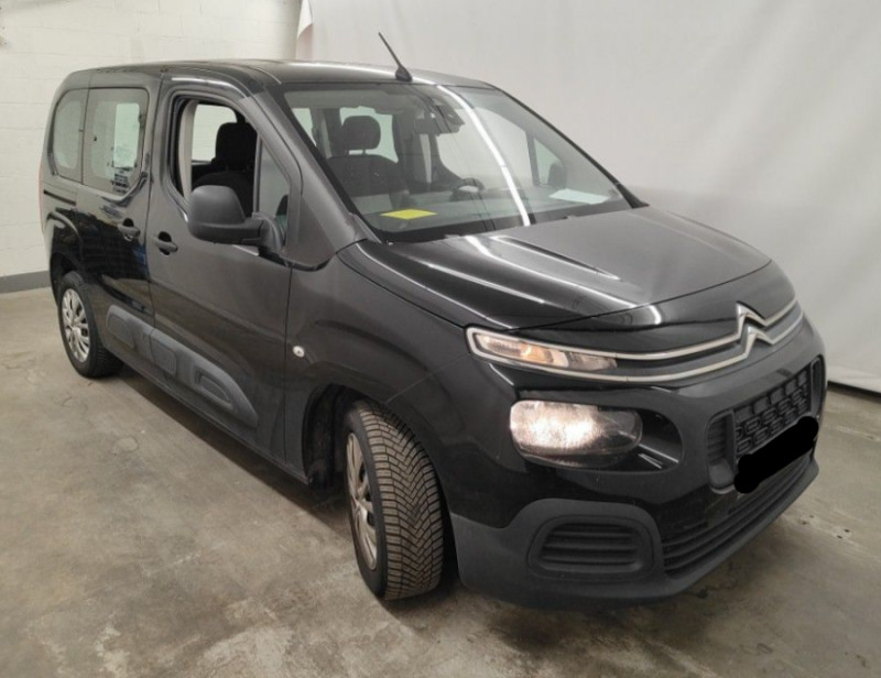 Photo 2 de l'offre de CITROEN BERLINGO 1.2 PureTech 110 BVM6 LIVE Bluetooth à 15750€ chez Mérignac auto