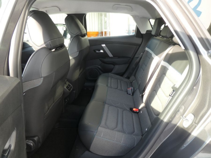 Photo 10 de l'offre de CITROEN C4 1.5 BlueHDi 130 EAT8 MAX Camera ADML JA18 à 26450€ chez Mérignac auto