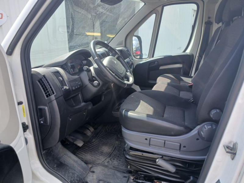 Photo 5 de l'offre de PEUGEOT BOXER 335 L2H2 2.2 BlueHDiI 140 BVM6 PREMIUM Camera 1ère Main 18490HT à 18490€ chez Mérignac auto