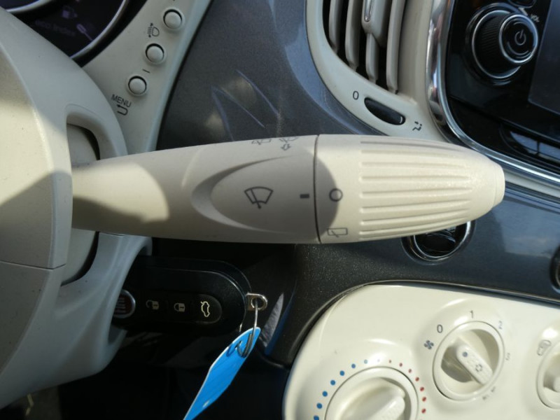 Photo 21 de l'offre de FIAT 500 1.2 69 LOUNGE TOIT Ouvrant Radar TFT à 10450€ chez Mérignac auto