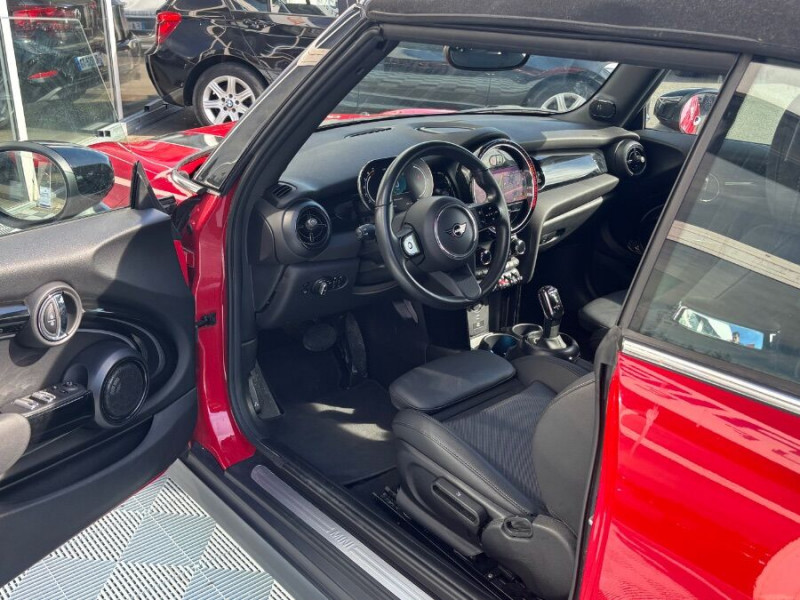 Photo 17 de l'offre de MINI MINI CABRIOLET III 1.5i 136 BVA7 (F56) COOPER GPS Hifi Camera Key Less à 27480€ chez Mérignac auto