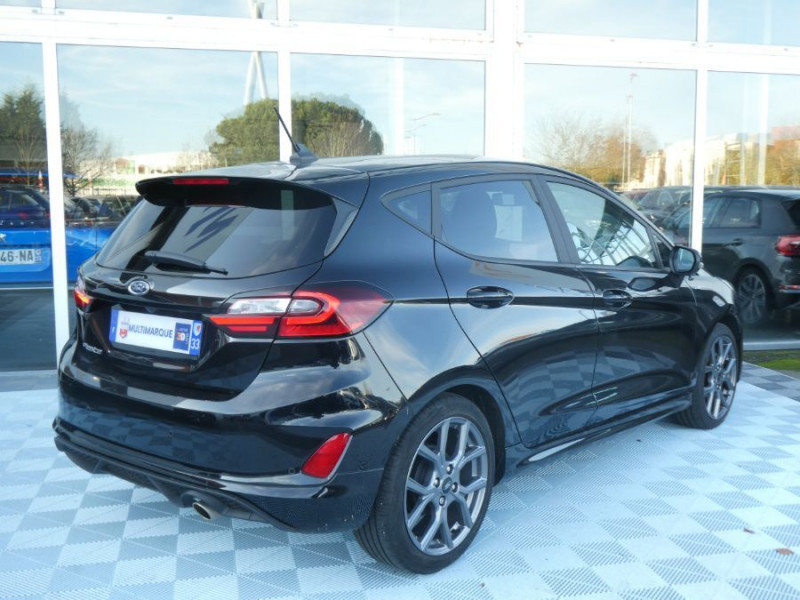Photo 3 de l'offre de FORD FIESTA 1.0 Flexifuel 95 BVM6 ST-LINE 5P Camera Key Less JA17 Attel. à 15950€ chez Mérignac auto