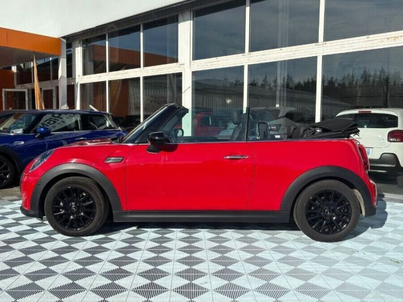 Photo 14 de l'offre de MINI MINI CABRIOLET III 1.5i 136 BVA7 (F56) COOPER GPS Hifi Camera Key Less à 27480€ chez Mérignac auto