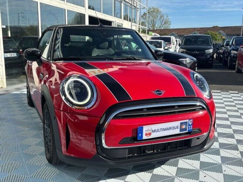 Photo 2 de l'offre de MINI MINI CABRIOLET III 1.5i 136 BVA7 (F56) COOPER GPS Hifi Camera Key Less à 27480€ chez Mérignac auto