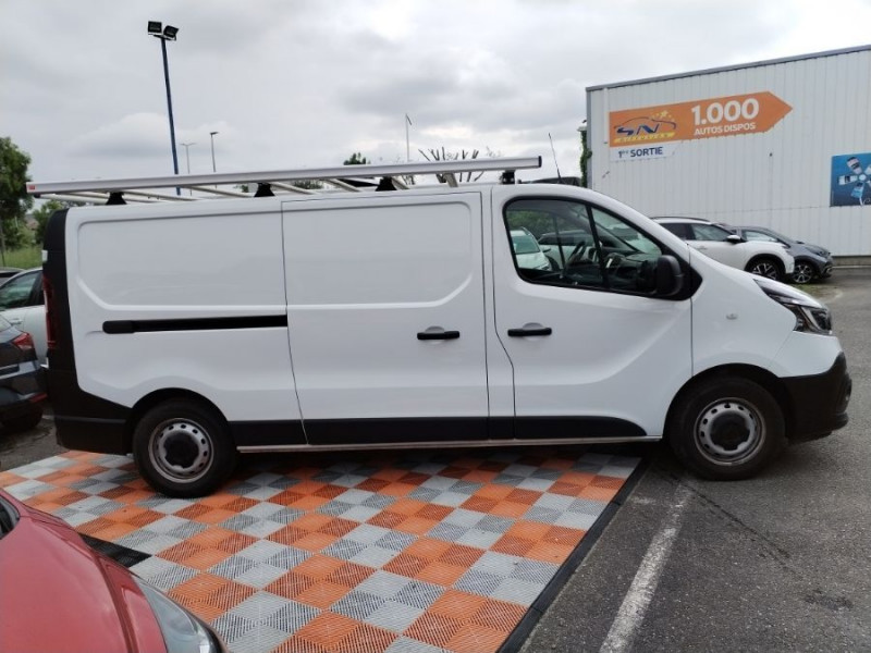 Photo 2 de l'offre de RENAULT TRAFIC FOURGON III 1.6 DCi 120 BV6 L2H1 2T9 1200 GRAND CONFORT 21450.H.T à 21450€ chez Mérignac auto