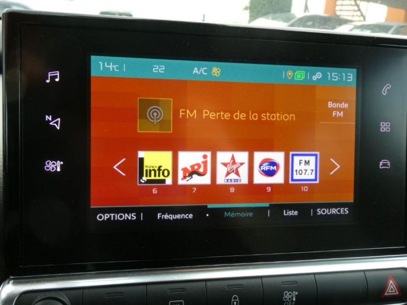 Photo 22 de l'offre de CITROEN C4 CACTUS 1.2 PureTech 130 BV6 SHINE TOIT Pano Camera JA17 à 13450€ chez Mérignac auto