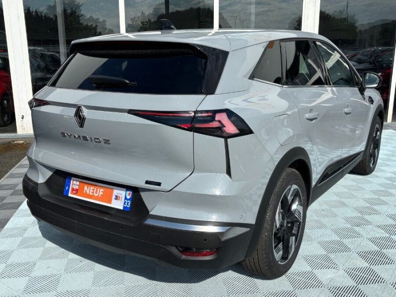 Photo 10 de l'offre de RENAULT SYMBIOZ II 1.6 E-TECH 145 EDC FULL HYBRID TECHNO GPS 10.4" Camera Radars à 30950€ chez Mérignac auto