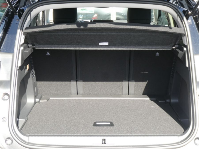 Photo 20 de l'offre de CITROEN C5 AIRCROSS NEW (2) 1.5 BlueHDi 130 EAT8 MAX Bi Ton à 30450€ chez Mérignac auto