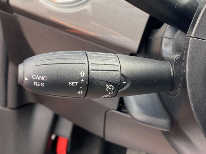 Photo 17 de l'offre de FIAT 500C 1.0 70 BVM6 HYBRID DOLCEVITA CarPlay à 13250€ chez Mérignac auto