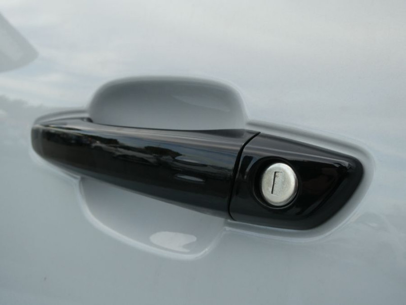 Photo 38 de l'offre de CITROEN C5 AIRCROSS NEW (2) 1.5 BlueHDi 130 EAT8 MAX Bi Ton à 30450€ chez Mérignac auto