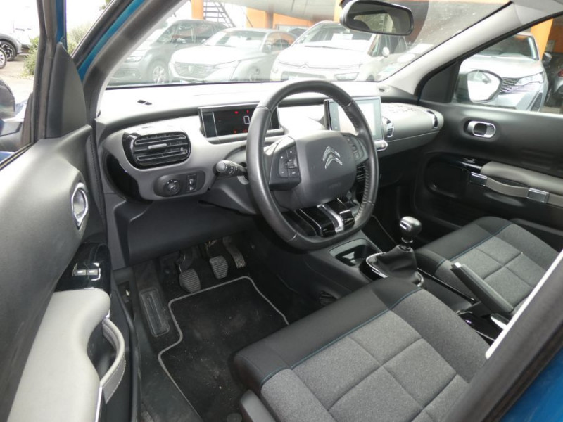 Photo 23 de l'offre de CITROEN C4 CACTUS 1.2 PureTech 130 BV6 SHINE TOIT Pano Camera JA17 à 13450€ chez Mérignac auto