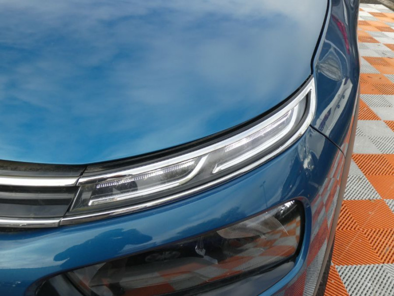 Photo 36 de l'offre de CITROEN C4 CACTUS 1.2 PureTech 130 BV6 SHINE TOIT Pano Camera JA17 à 13450€ chez Mérignac auto