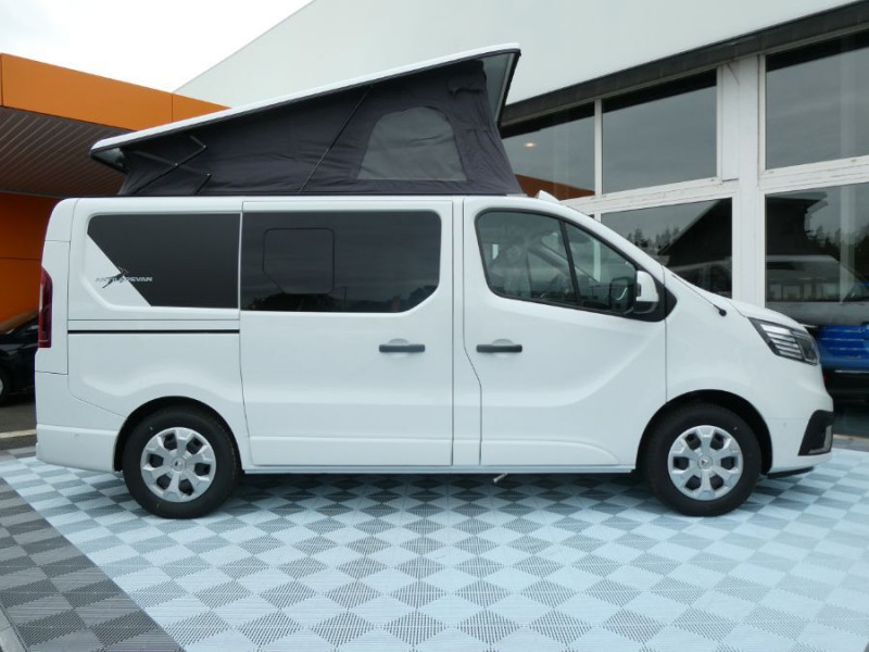 Photo 13 de l'offre de RENAULT TRAFIC VAN ANTILOPE VAN Aménagé FLEX5 Millénium 2.0 DCi 150 BVM6 L1 GD CFT à 59900€ chez Mérignac auto