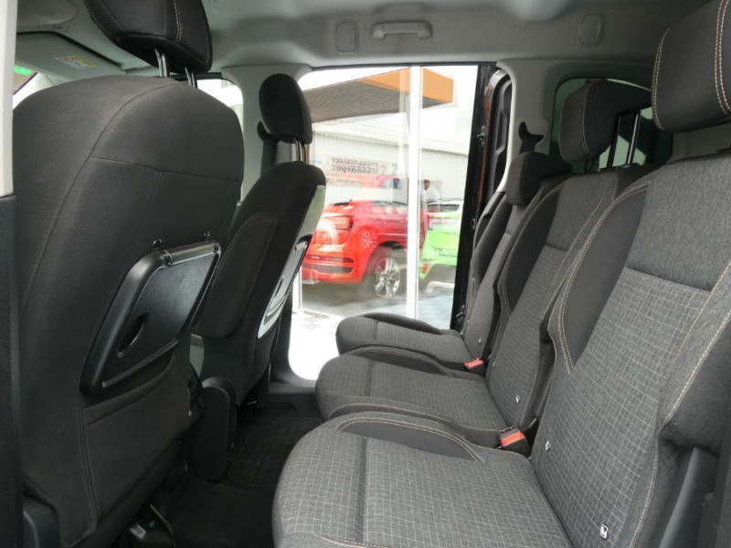 Photo 14 de l'offre de PEUGEOT RIFTER 1.5 BlueHDi 100 BVM6 GT JA17 CarPlay ADML Radars à 21950€ chez Mérignac auto