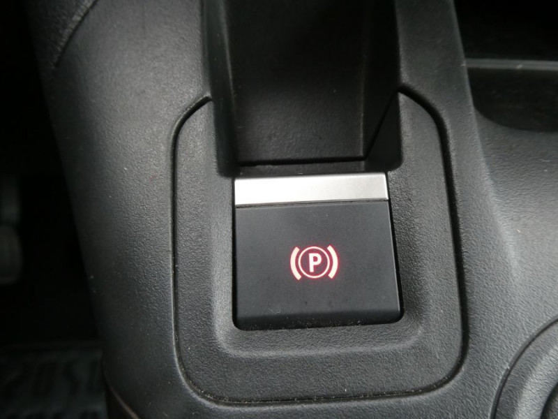 Photo 34 de l'offre de PEUGEOT RIFTER 1.5 BlueHDi 100 BVM6 GT JA17 CarPlay ADML Radars à 21950€ chez Mérignac auto