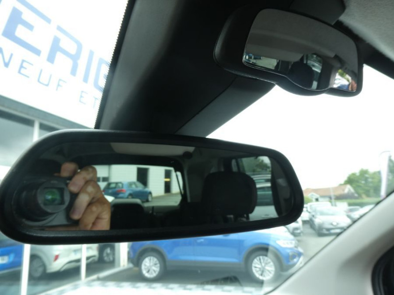 Photo 46 de l'offre de PEUGEOT RIFTER 1.5 BlueHDi 100 BVM6 GT JA17 CarPlay ADML Radars à 21950€ chez Mérignac auto