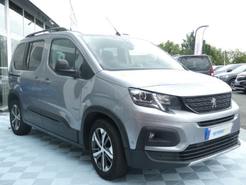 Photo 2 de l'offre de PEUGEOT RIFTER 1.5 BlueHDi 100 BVM6 GT JA17 CarPlay ADML Radars à 21950€ chez Mérignac auto