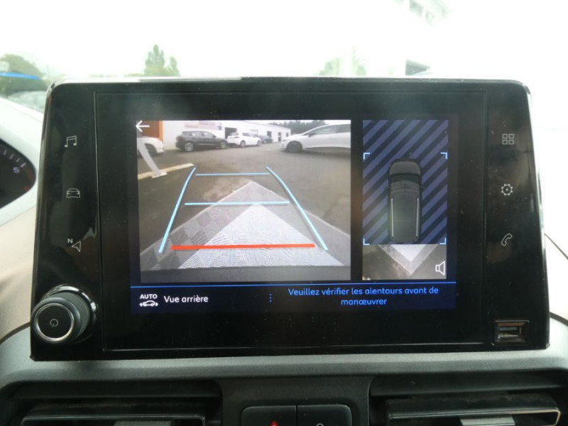 Photo 44 de l'offre de PEUGEOT RIFTER 1.5 BlueHDi 100 BVM6 GT JA17 CarPlay ADML Radars à 21950€ chez Mérignac auto